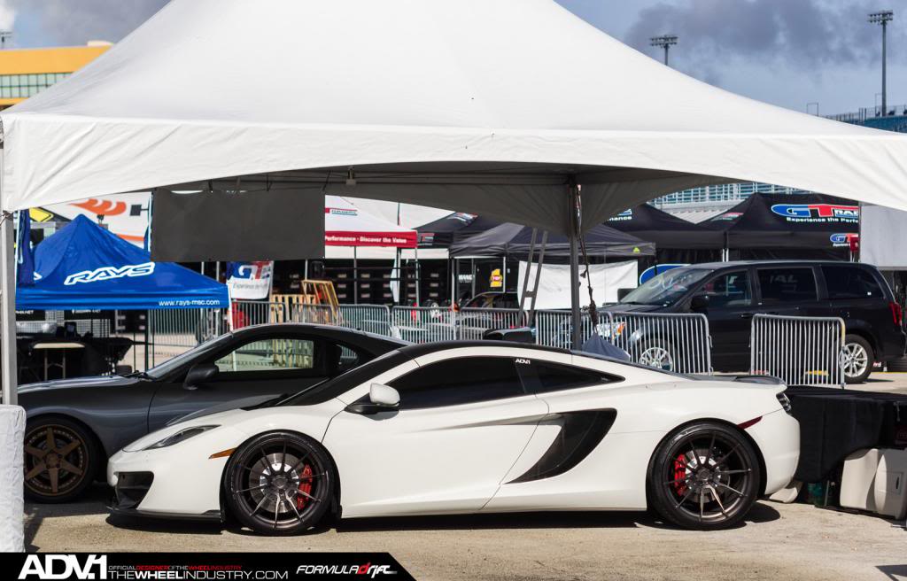 Name:  Formula_D-Homestead_Miami-May-2014_095.jpg
Views: 26
Size:  93.0 KB