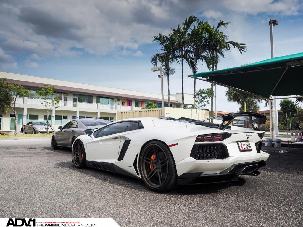 Name:  Lamborghini_Aventador_ADV05CS_13.jpg
Views: 227
Size:  140.1 KB