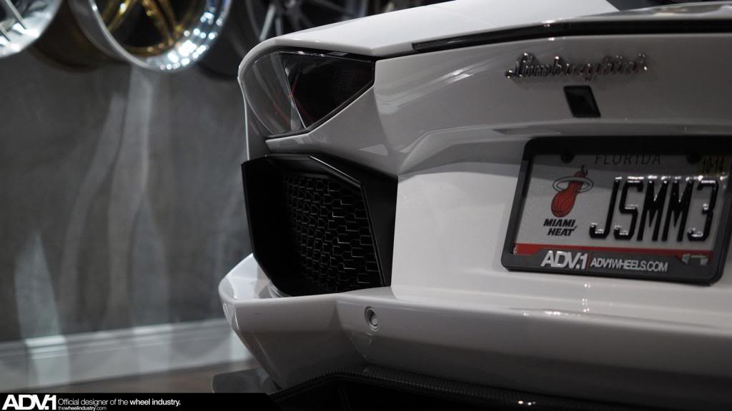 Name:  Lamborghini_Aventador_ADV52TSCS_15.jpg
Views: 38
Size:  46.0 KB