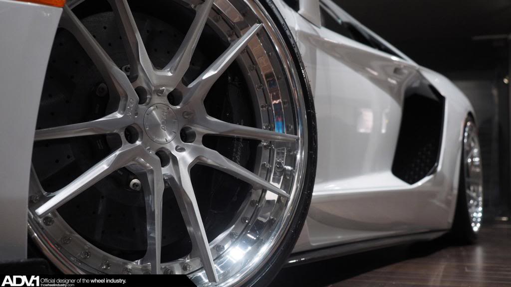 Name:  Lamborghini_Aventador_ADV52TSCS_08.jpg
Views: 109
Size:  59.1 KB
