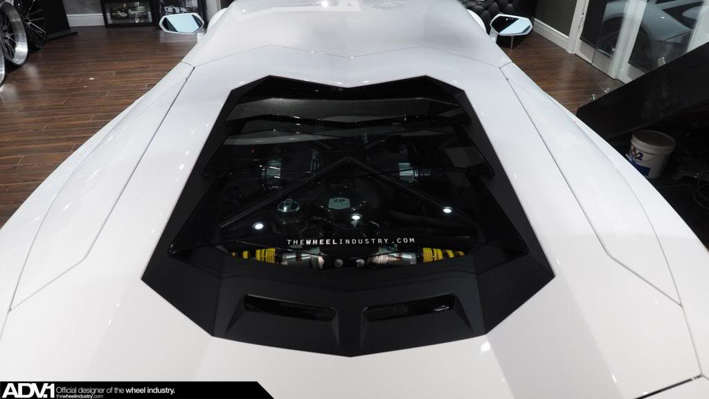 Name:  Lamborghini_Aventador_ADV52TSCS_12.jpg
Views: 40
Size:  49.4 KB