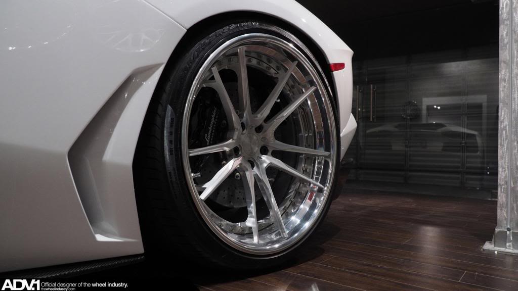 Name:  Lamborghini_Aventador_ADV52TSCS_11.jpg
Views: 120
Size:  57.6 KB