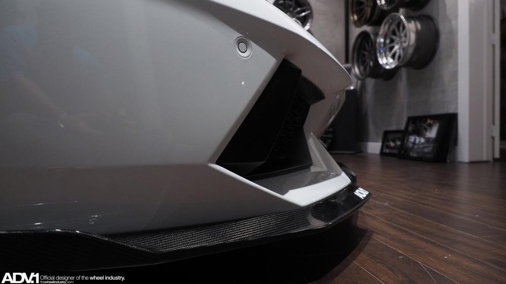 Name:  Lamborghini_Aventador_ADV52TSCS_02.jpg
Views: 53
Size:  40.0 KB