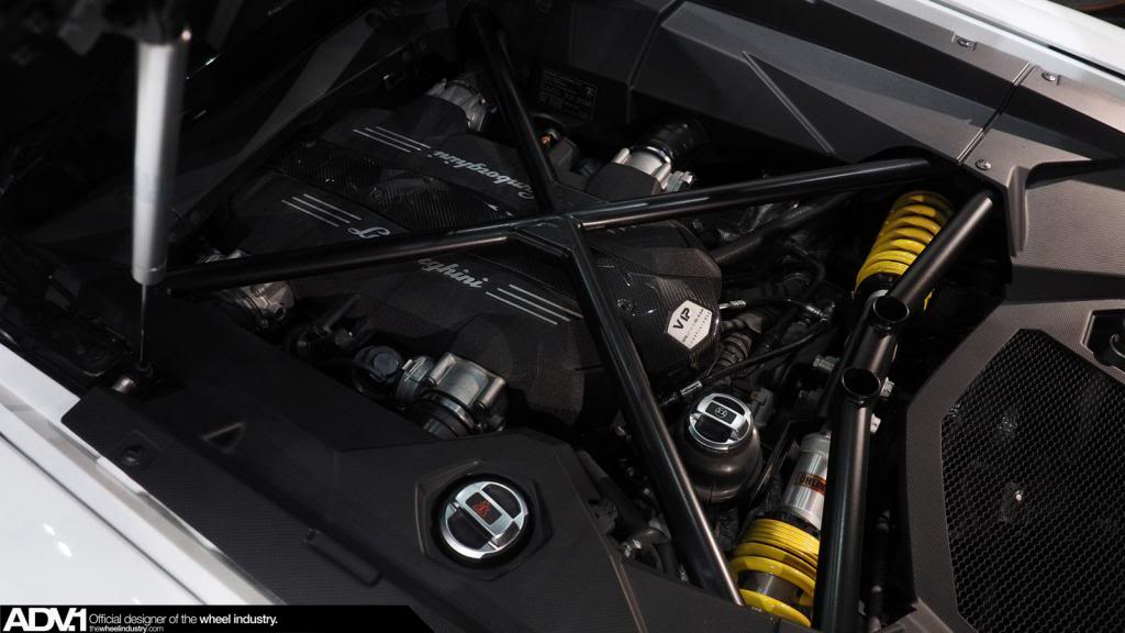 Name:  Lamborghini_Aventador_ADV52TSCS_37.jpg
Views: 47
Size:  66.4 KB