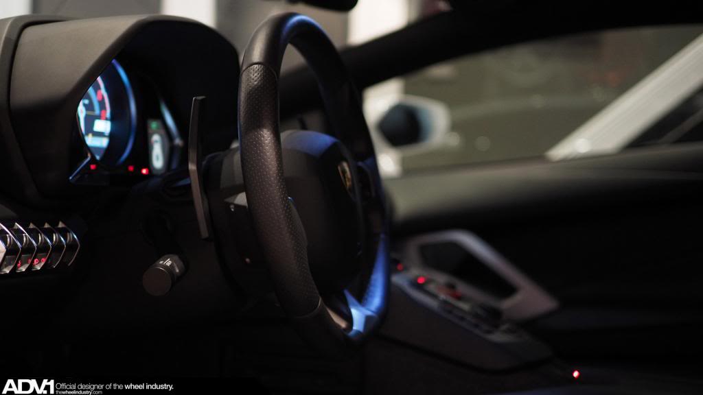 Name:  Lamborghini_Aventador_ADV52TSCS_34.jpg
Views: 37
Size:  33.9 KB