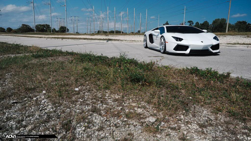 Name:  Lamborghini_Aventador_ADV52TSCS_63.jpg
Views: 66
Size:  137.7 KB