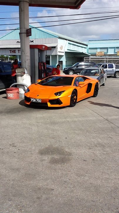 First Aventador in Puerto Rico 