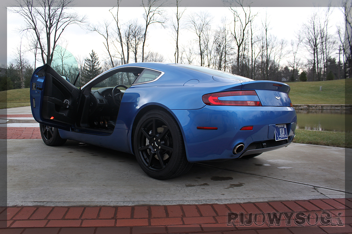 Name:  Aston-Martin-Vantage-10.jpg
Views: 632
Size:  962.1 KB