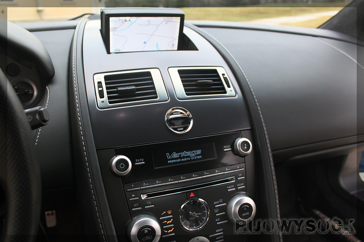 Name:  Aston-Martin-Vantage-13.jpg
Views: 547
Size:  744.9 KB