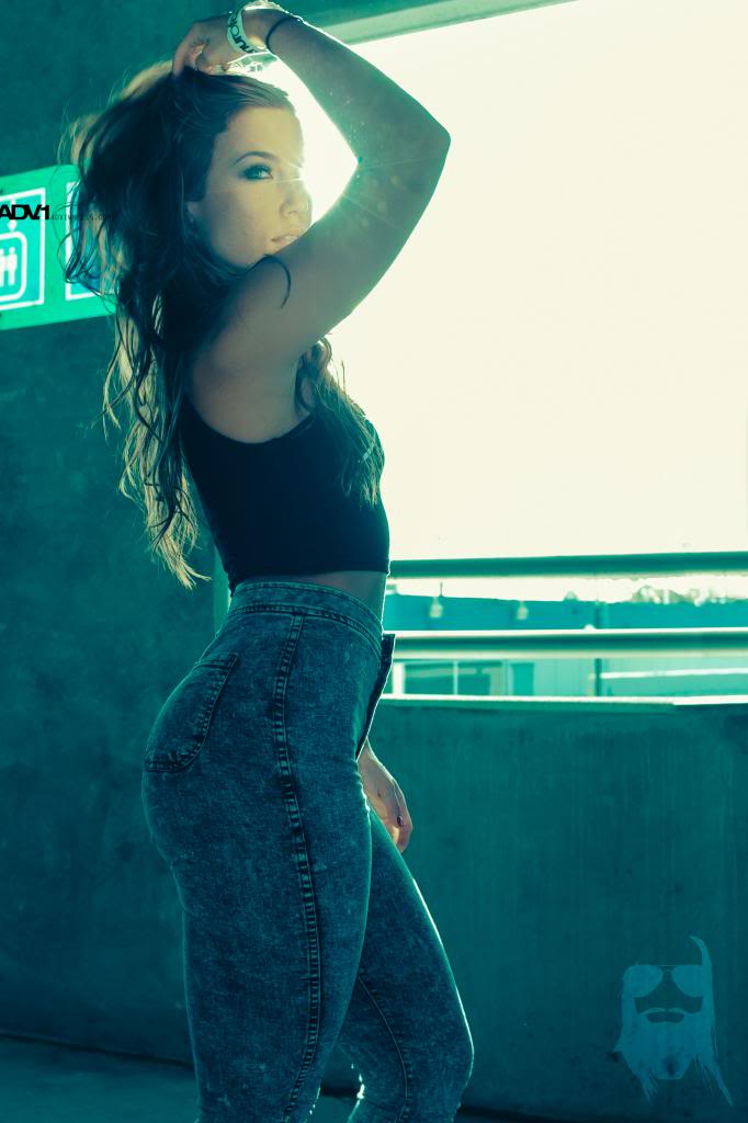 Name:  Nicole3.jpg
Views: 55
Size:  58.8 KB