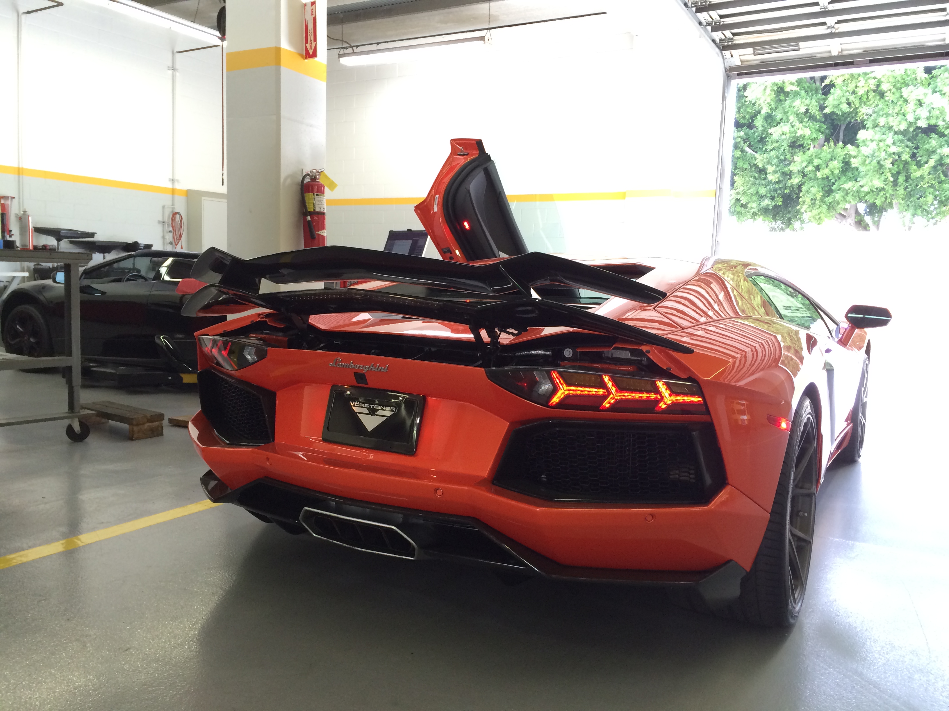 Name:  aventadorwingfullrake_zps8dcf7266.jpg
Views: 89
Size:  1.79 MB