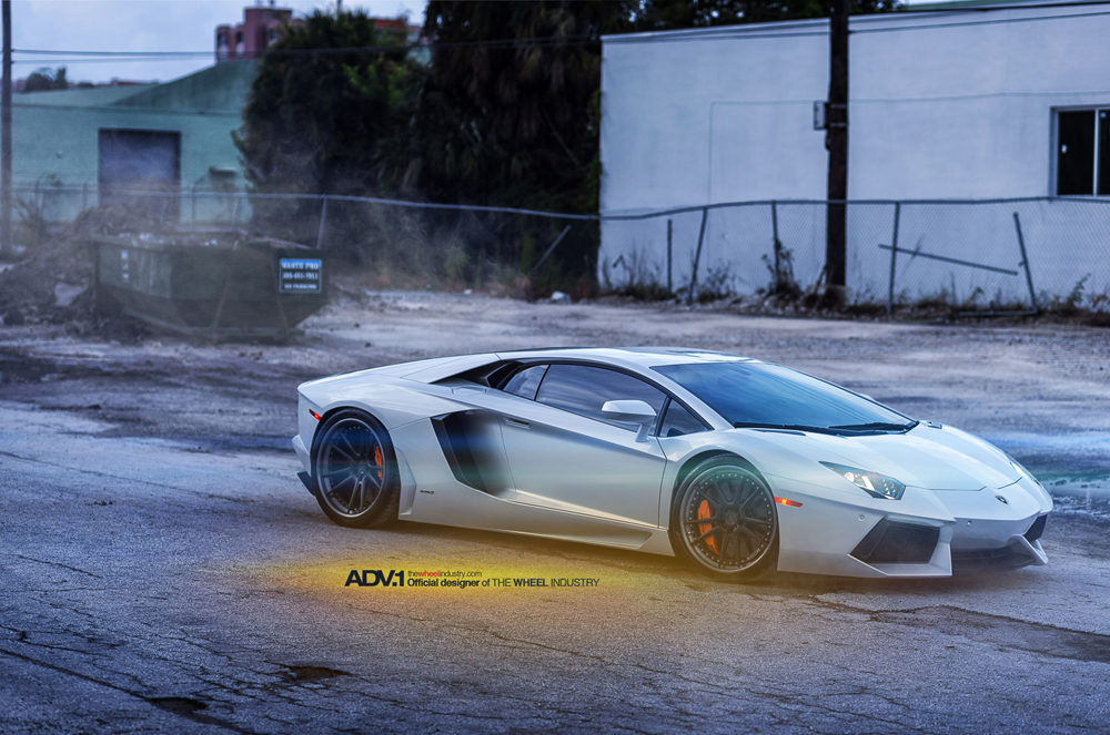 Name:  lambo_aventador_adv5-2tssl_03.jpg
Views: 189
Size:  545.9 KB