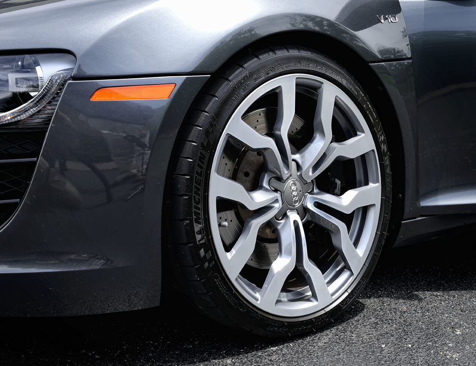 Name: 2010AudiR8V1007_zpsa772c64c.jpg
Views: 113
Size: 454.0 KB