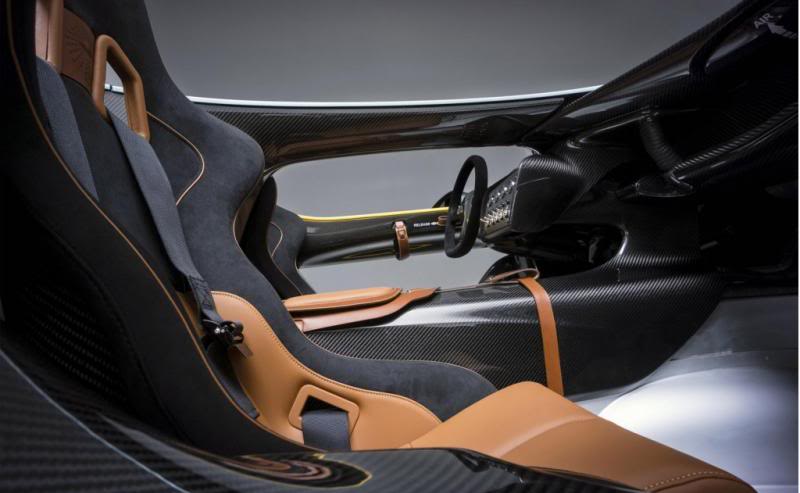 Name:  aston-martin-cc100-speedster-concept_100427898_l_zps2ffc3138.jpg
Views: 44
Size:  41.7 KB