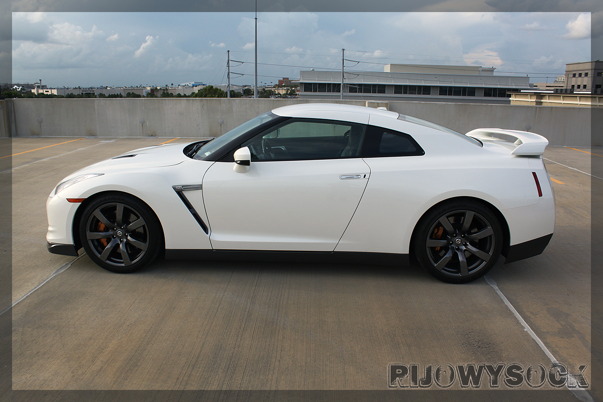 Name:  Nissan-GTR-4.jpg
Views: 137
Size:  892.7 KB