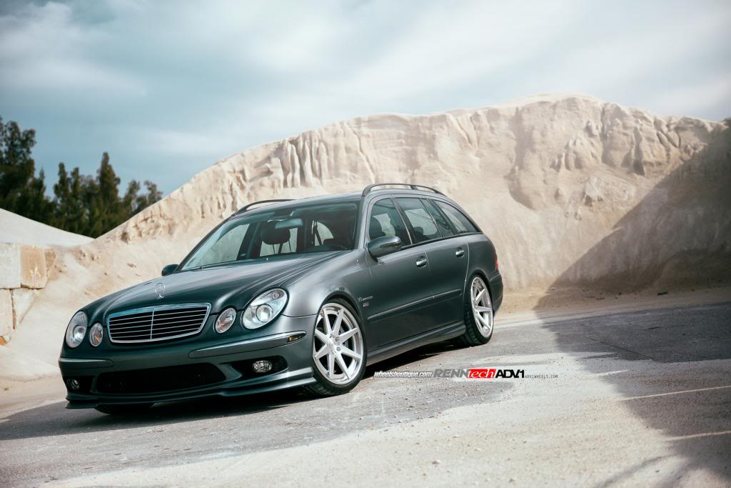 Name:  ADV1RennE55Wagon18.jpg
Views: 184
Size:  80.2 KB