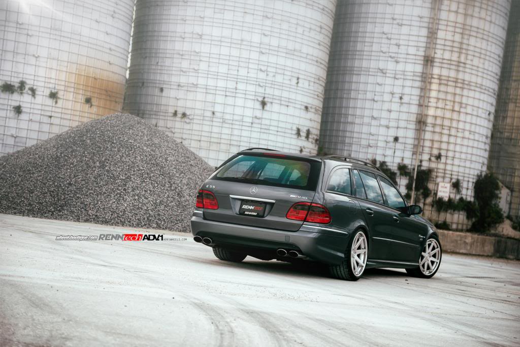 Name:  ADV1RennE55Wagon7.jpg
Views: 111
Size:  105.1 KB