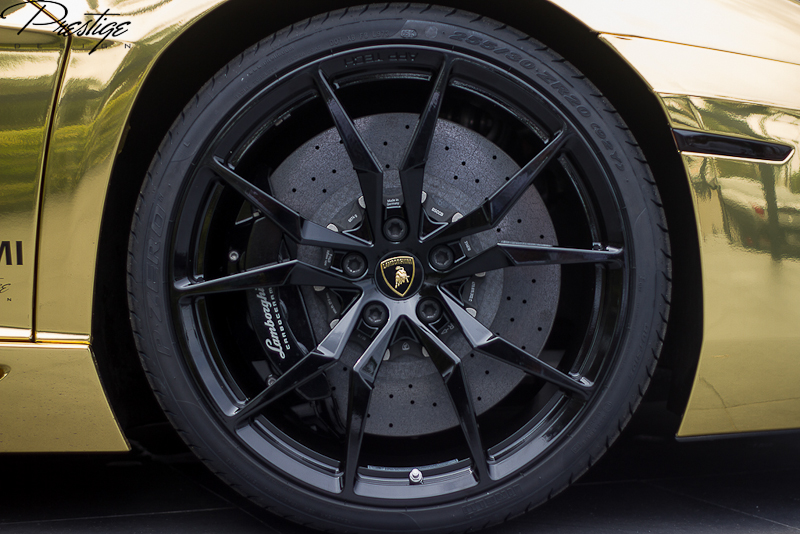 Name:  AventadorWheels-2_zpse82fad29.jpg
Views: 716
Size:  382.2 KB