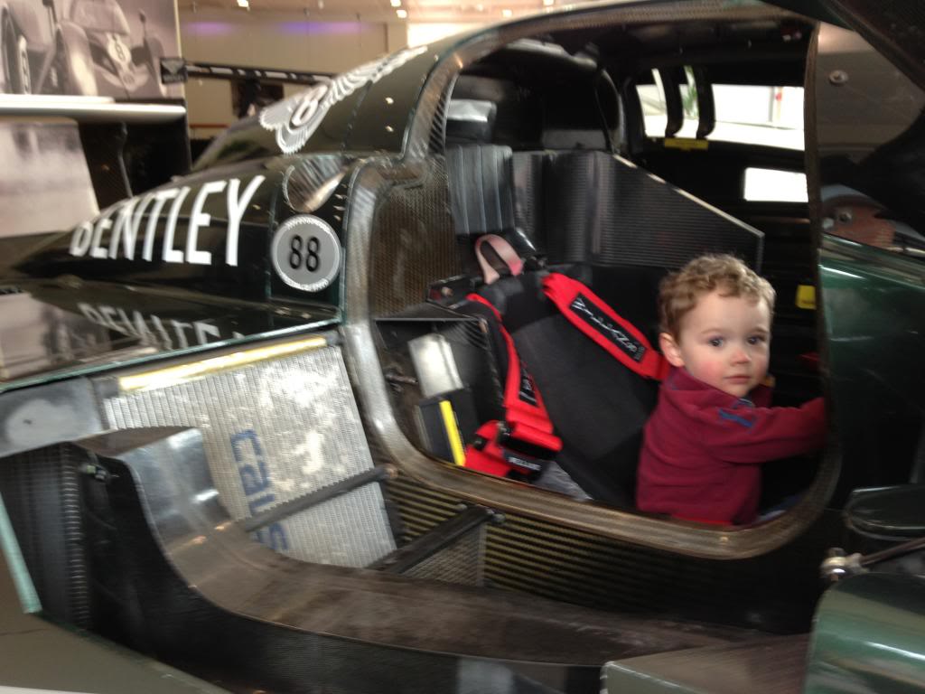 Name:  bentley-speed8_2.jpg
Views: 86
Size:  85.9 KB