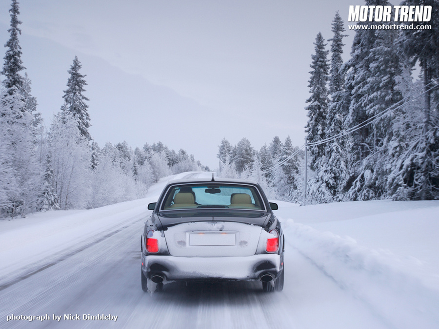 Name:  112_0705_07wm+bentley_arnage+rear_view.jpg
Views: 611
Size:  230.3 KB