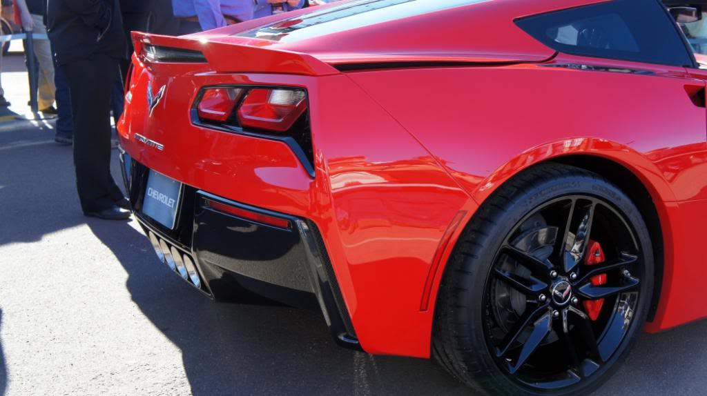 Name:  04_c7RearSideView_zps2afbba9d.jpg
Views: 83
Size:  69.2 KB