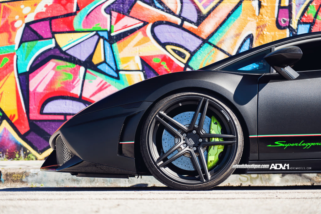 Name:  ADV1MatteBlackGreenLambo4.jpg
Views: 140
Size:  265.7 KB