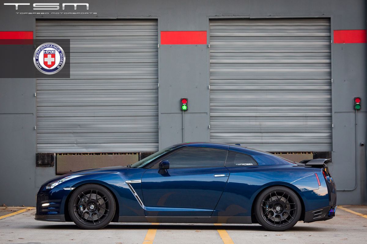 Name: set-415-Nissan_GTR_R35_HRE_P40S_Satin_Black_e.jpg
Views: 70
Size: 118.5 KB