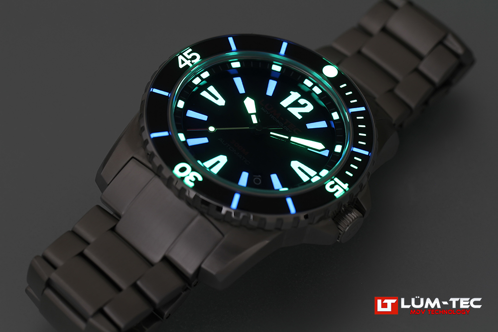 Name:  300m1xl-004.jpg
Views: 216
Size:  307.9 KB