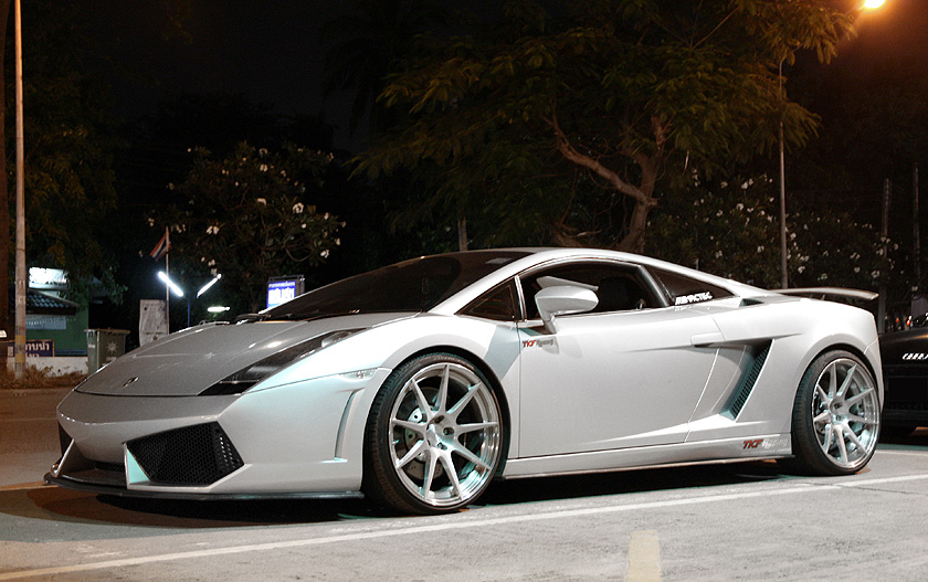 Name:  lambo-hb29-9.jpg
Views: 261
Size:  176.5 KB