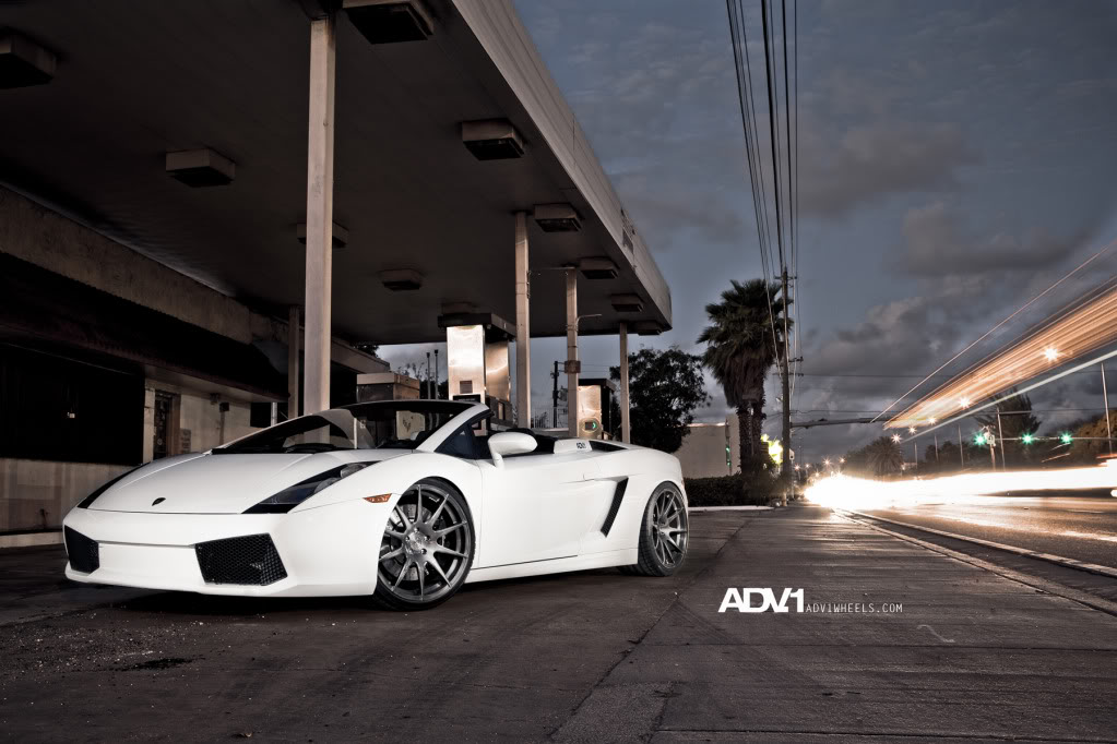 Name:  adv1-lambo.jpg
Views: 216
Size:  112.8 KB