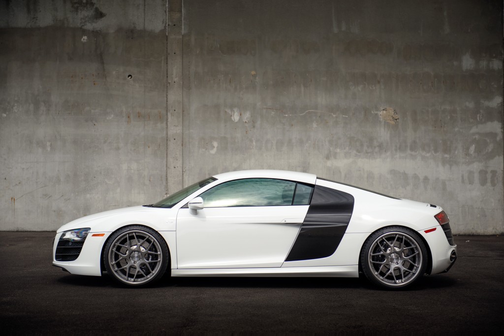 Name:  f410-brushedmattegrigio-r8v10-side.jpg
Views: 157
Size:  129.9 KB