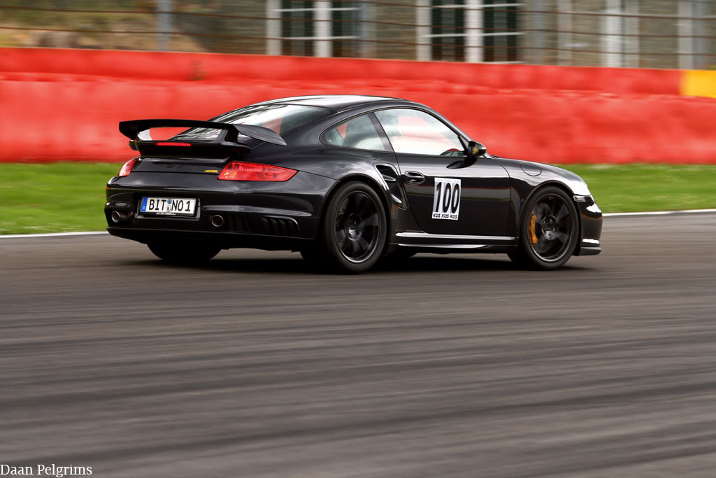 Name:  Pistenclub-401.jpg
Views: 104
Size:  90.8 KB