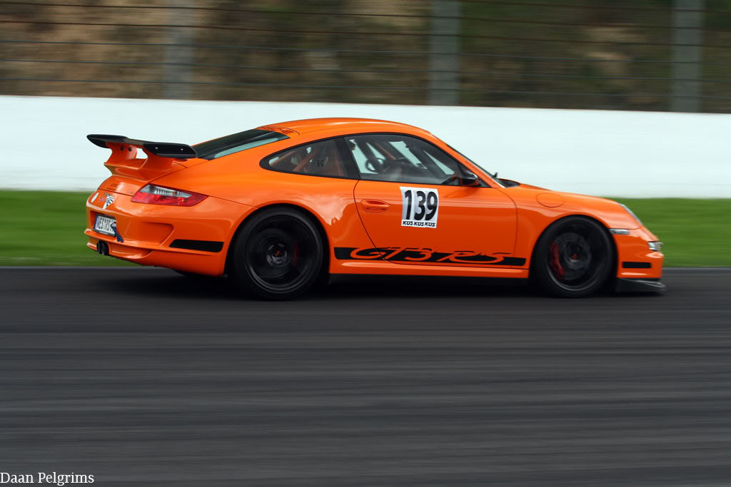 Name:  Pistenclub-390.jpg
Views: 94
Size:  74.8 KB