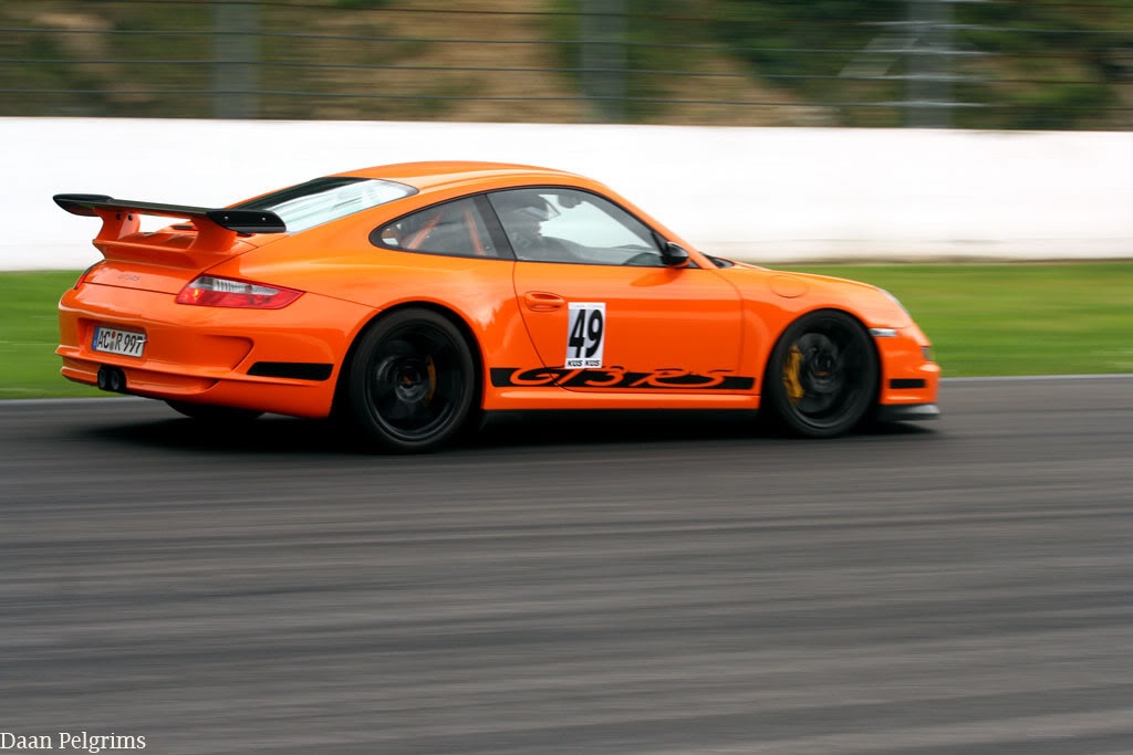 Name:  Pistenclub-165.jpg
Views: 125
Size:  85.8 KB