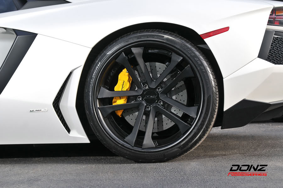 Name:  Aventador-2lr.jpg
Views: 59
Size:  95.2 KB