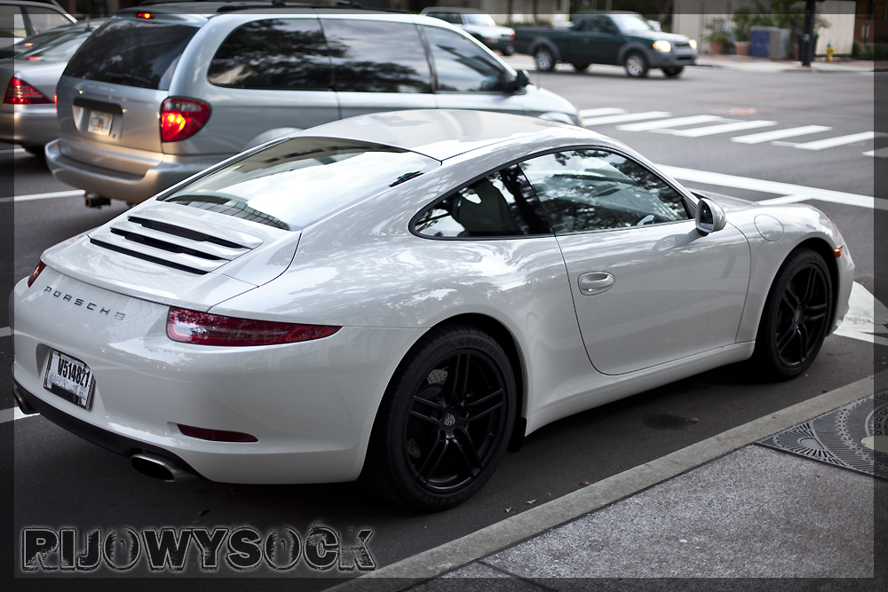 Name:  Porsche-991-7.jpg
Views: 83
Size:  540.8 KB