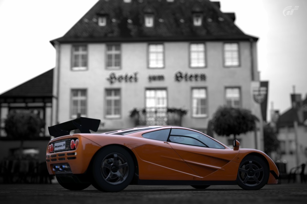 Name:  Ahrweiler-TownSquare.jpg
Views: 364
Size:  93.0 KB