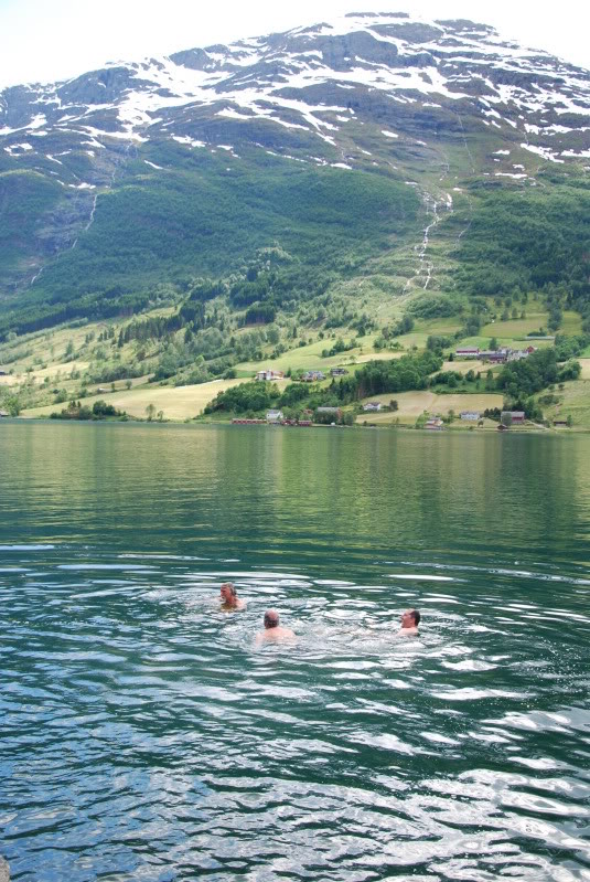 Name:  NorwayPublic11.jpg
Views: 56
Size:  145.1 KB