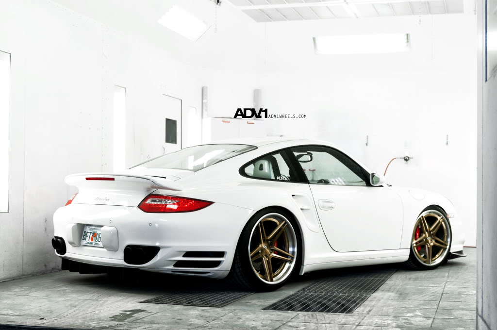 Name:  ADV1white-goldPcar11.jpg
Views: 277
Size:  90.1 KB