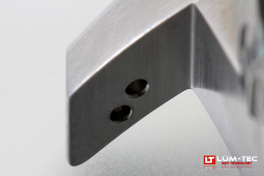 Name:  300M-lugs-2.jpg
Views: 117
Size:  208.6 KB