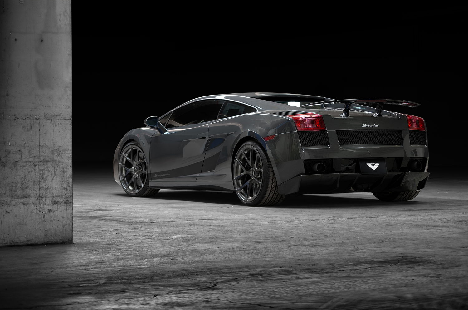 Name:  superleggera-grey-5.jpg
Views: 46
Size:  632.4 KB