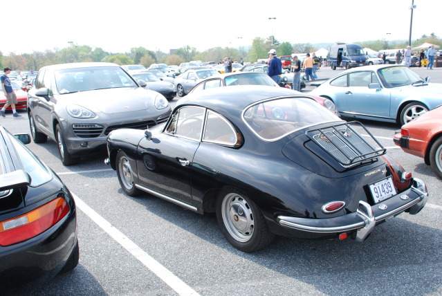 Name:  HersheySwapMeet2012205.jpg
Views: 134
Size:  123.0 KB