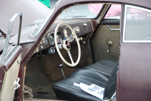 Name:  HersheySwapMeet2012101.jpg
Views: 109
Size:  89.8 KB