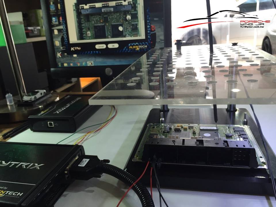 Name:  AlgGnFb.jpg
Views: 63
Size:  80.1 KB