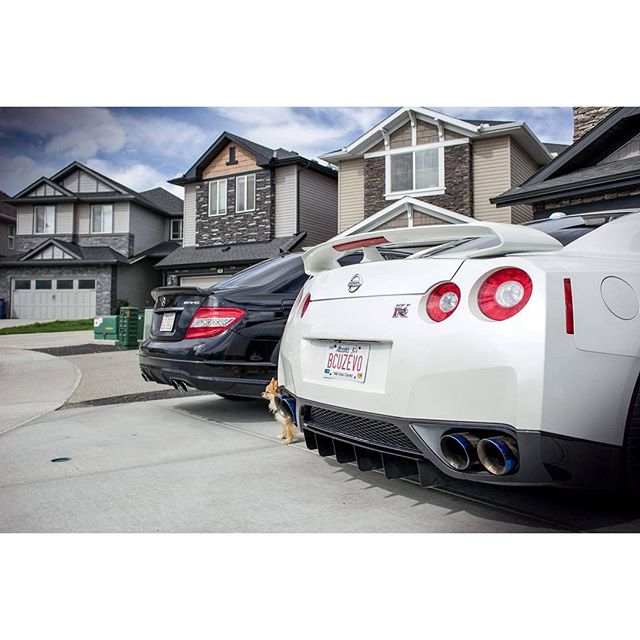 Name:  razREiX.jpg
Views: 57
Size:  59.8 KB