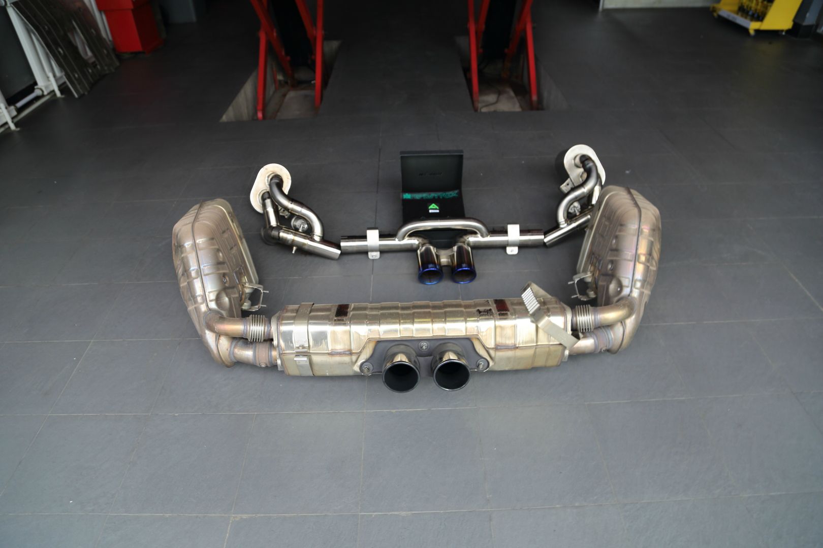 Name:  2KfhYtn.jpg
Views: 19
Size:  128.5 KB