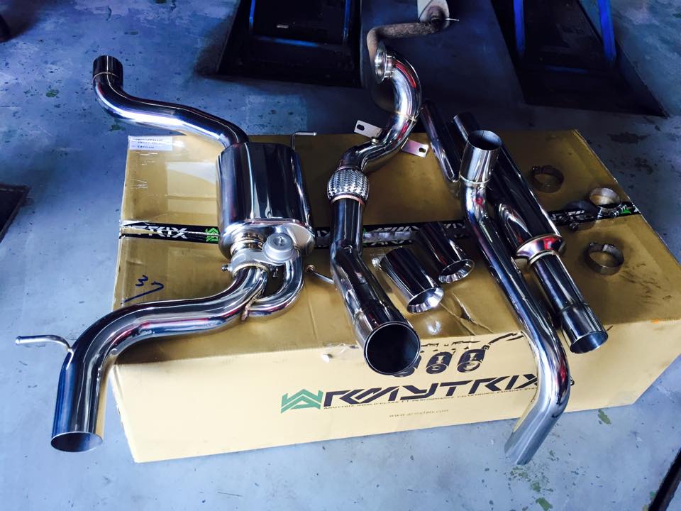 Name: YnP5793.jpg
Views: 47
Size: 85.9 KB