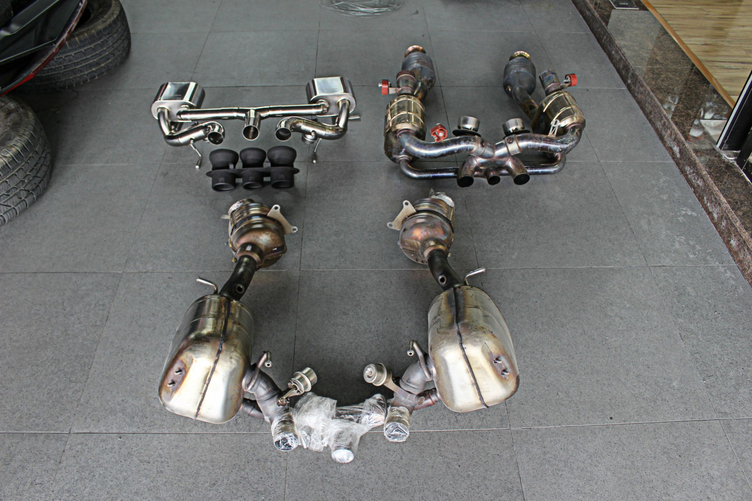 Name: SwFlGl4.jpg
Views: 25
Size: 601.2 KB