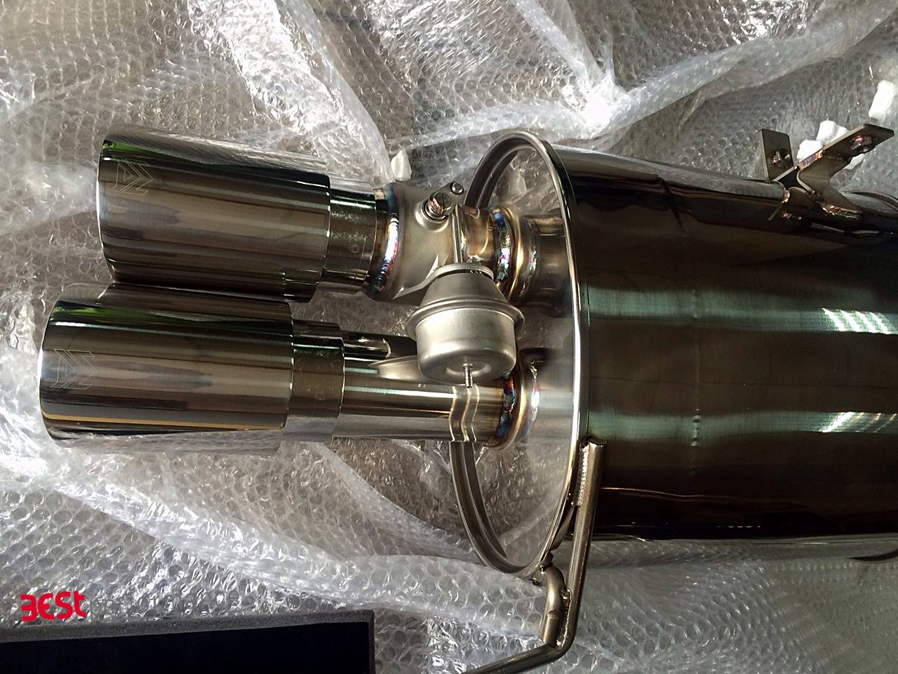 Name:  DlarFIE.jpg
Views: 58
Size:  186.5 KB