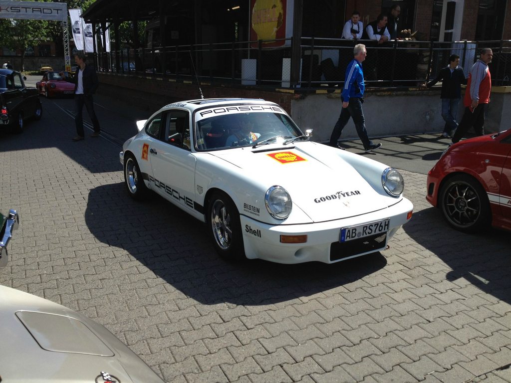 Name:  J3DJ9h.jpg
Views: 28
Size:  148.3 KB